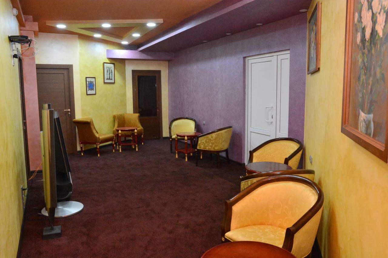 Hotel N1 Yerevan Luaran gambar