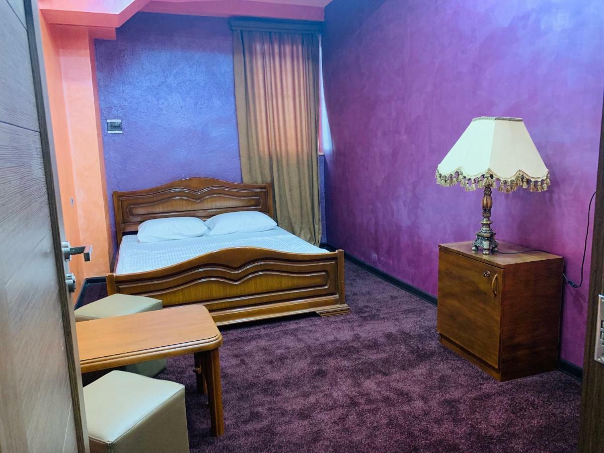 Hotel N1 Yerevan Luaran gambar